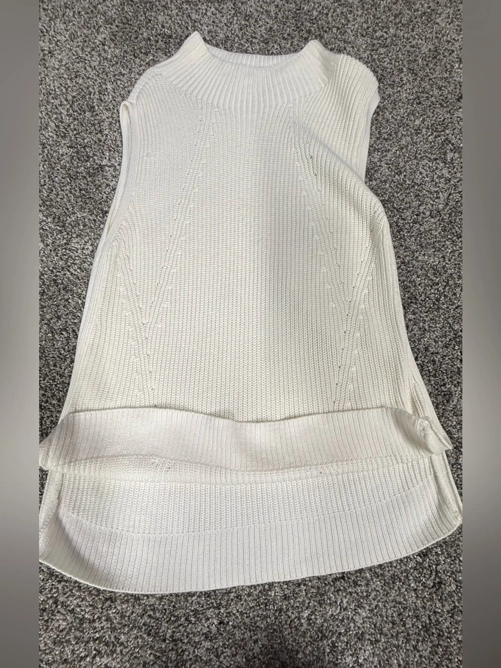 White Sleeveless Knit Sweater Tunic - Picture 3 of 8